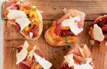 CROSTINI ALLO SPECK 0