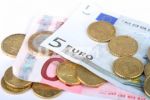 Crisi: Aumento dei Prezzi per Tutta L'Europa 1