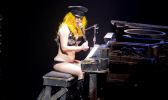 Problemi di peso per la Sexy Lady GaGa 2